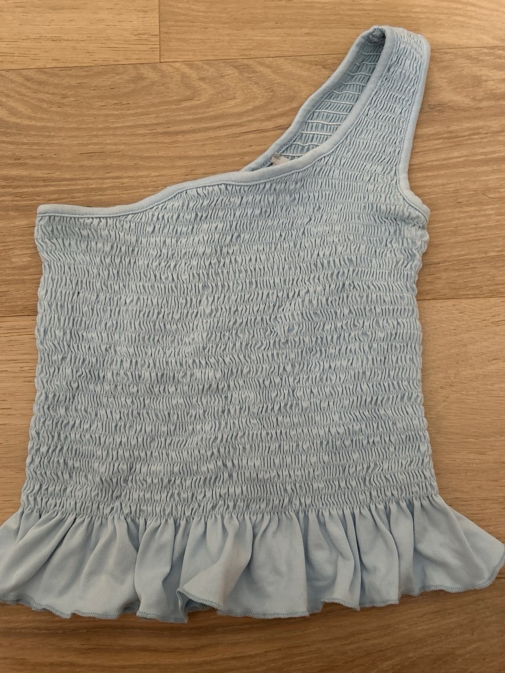 gaze Light Blue One-Shoulder Smocked Ruffle Tank